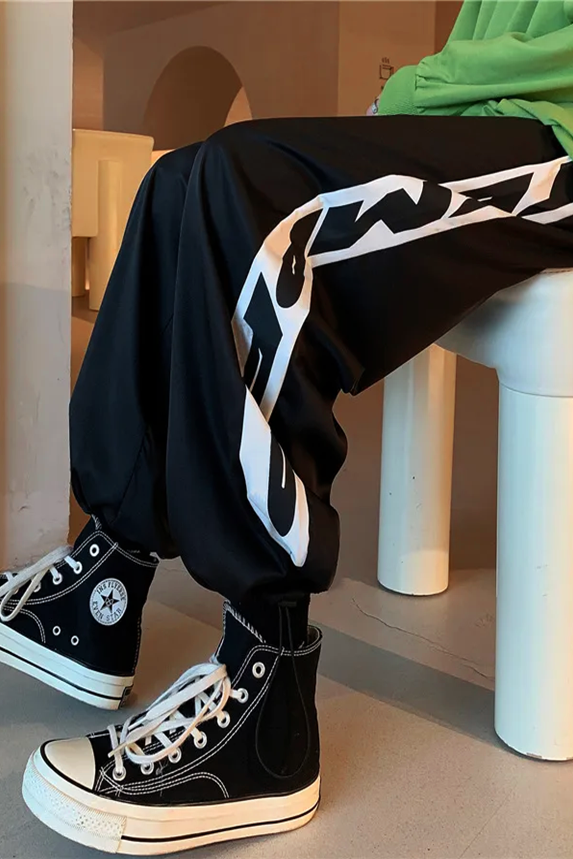 BOLTACTIVE™ UrbanEdge™ Cropped Trousers – Men’s Smart Casual